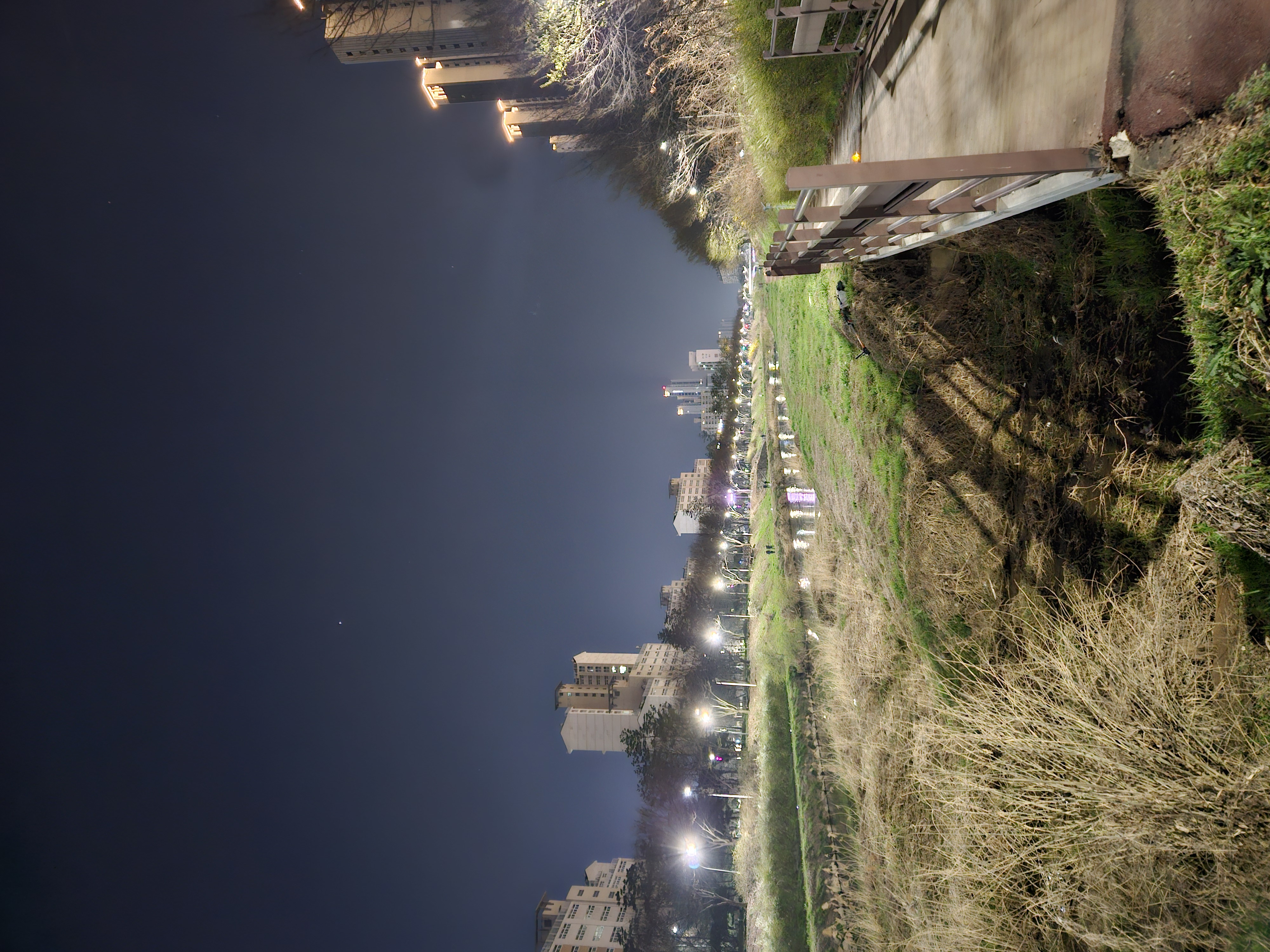 250407_column_52c818bf02f577d7b3845efd00